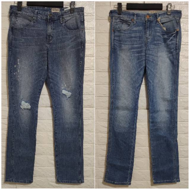 Celana Wrangler Vegas Skinny Lt Blue