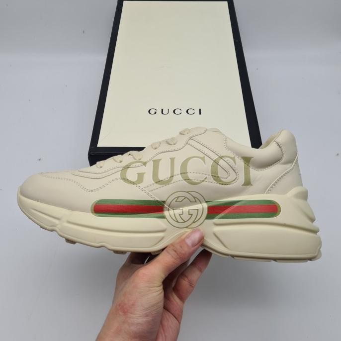 classic gucci trainers