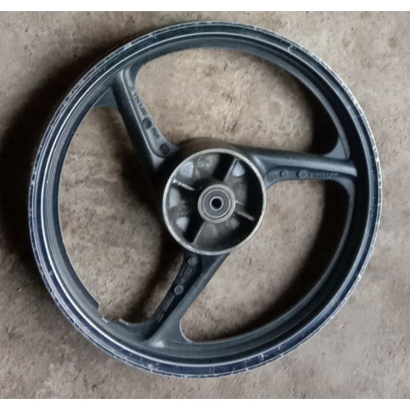 Velg Resing lepasan FizR Enkei orisinil