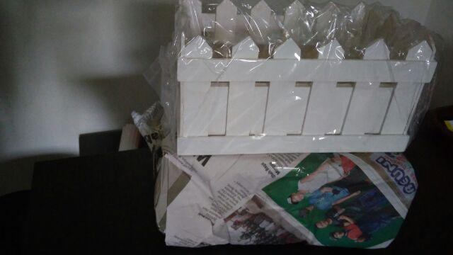 Vas Pagar Besar Putih / Coklat