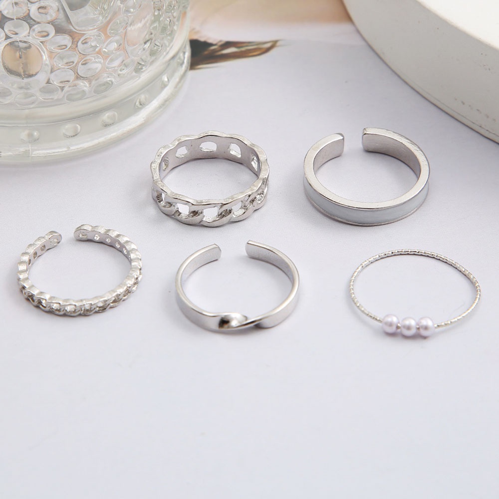 Set Cincin Rantai Geometris Hollow Warna Silver Gaya Punk Vintage Untuk Wanita