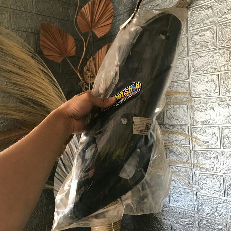 tameng knalpot karbon motif kevlar pcx by bozooka