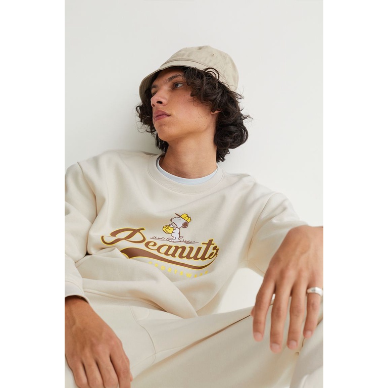 Crewneck H&amp;M Peanuts sweater hnm peanuts sweater