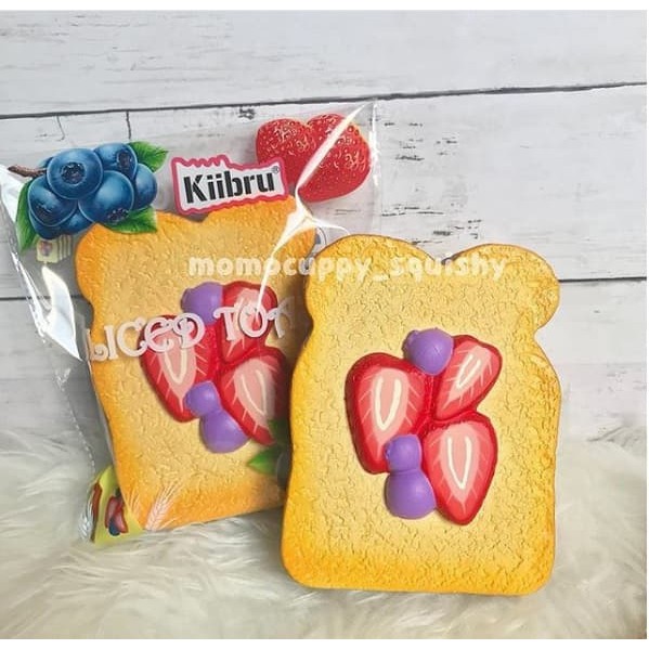 PROMO Sliced toast Squishy Licensed by kiibru (Squishy Roti Buah)