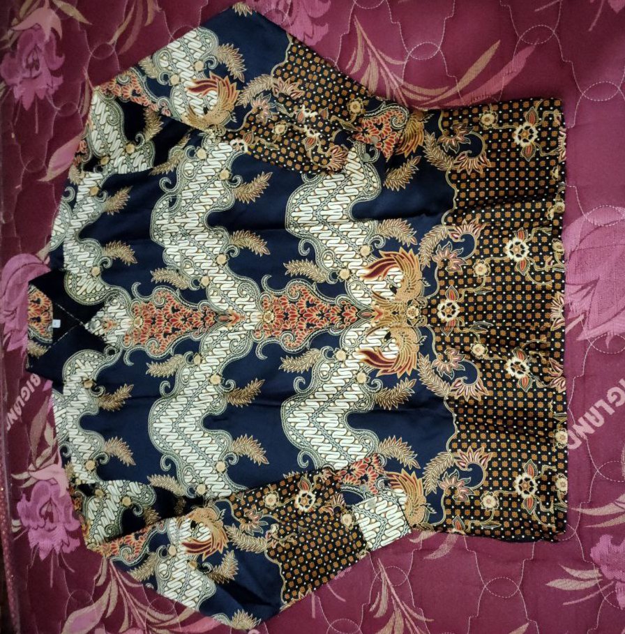 Kemeja Batik Pria Semi Sutra Silky Premium Puring Istimewa