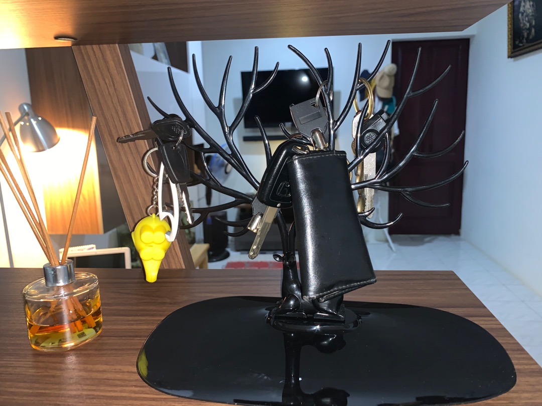 Rak Perhiasan Bentuk Rusa