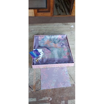 buttonscarves mermaid lavender