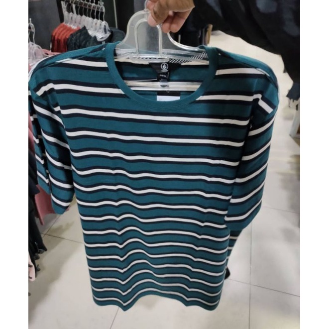 baju kaos volcom original n257