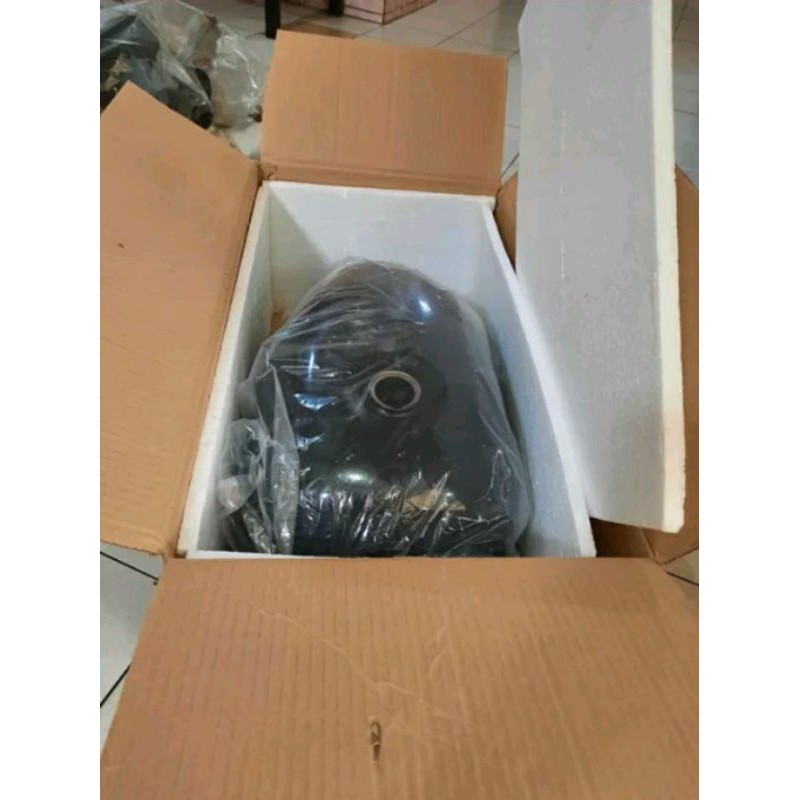 tangki bensin honda tiger 2000 original hitam