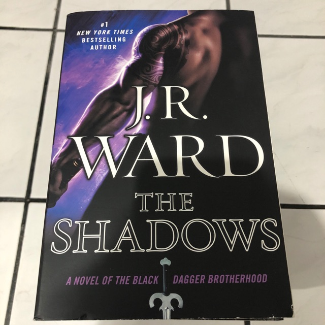 NOVEL BAHASA INGGRIS “THE SHADOWS” by J.R. WARD