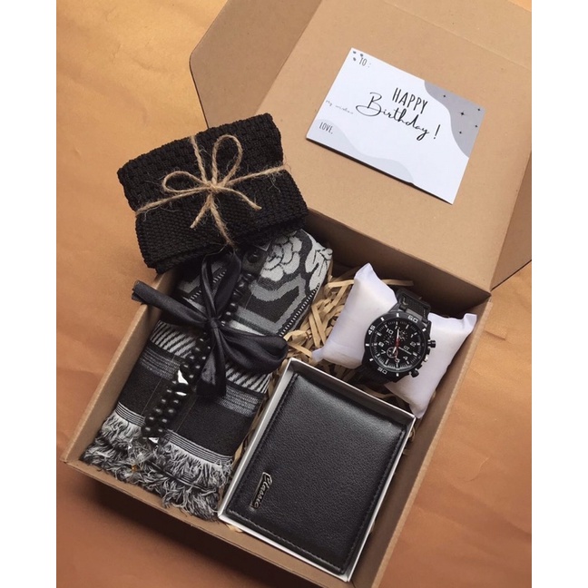 

Hampers cowok/hampers ultah pacar/ hampers full black FREE CANVAS JAM