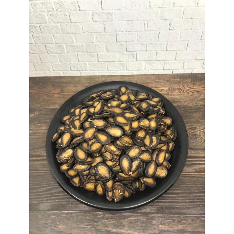 

1 KILOGRAM KUACI HITAM | BLACK MELON SEEDS MONSTA KWACI HITAM TERMURAH