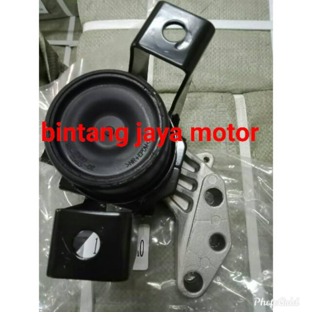 Engine mounting Suzuki Ertiga