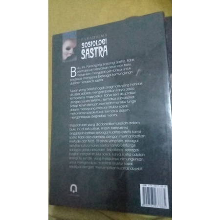 

Paradigma Sosiologi Sastra