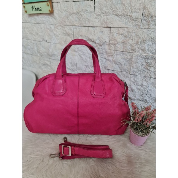 Preloved Tas Finn Esker Kulit Mantul Pink Fuchsia