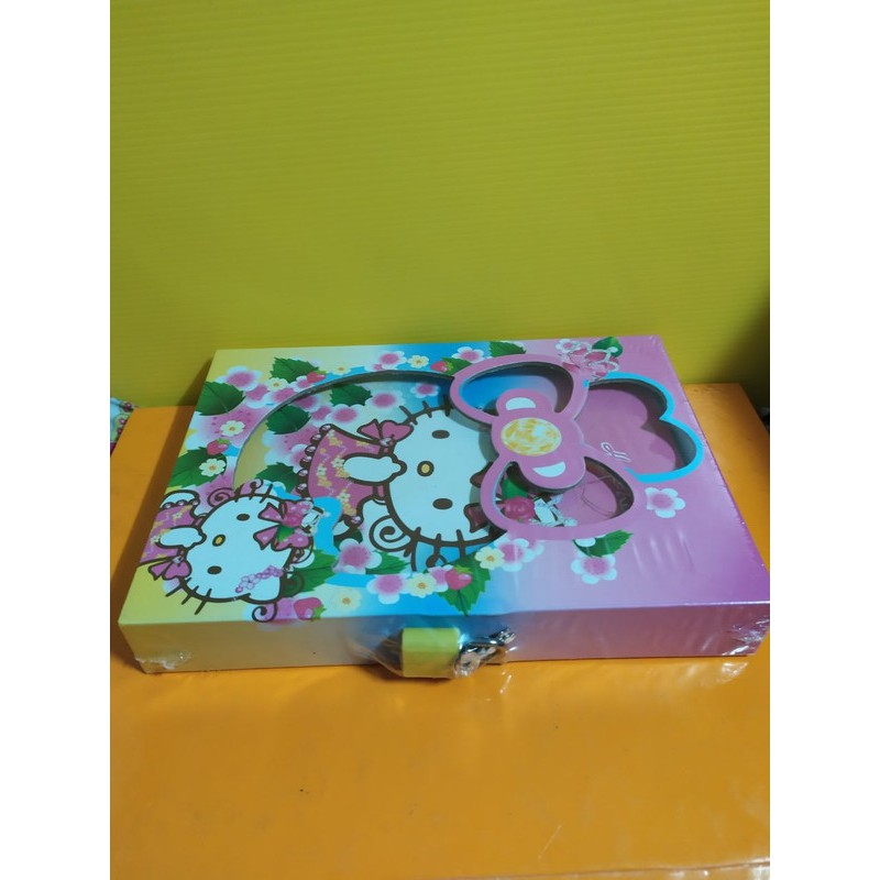 

Buku Diary Kunci Besar