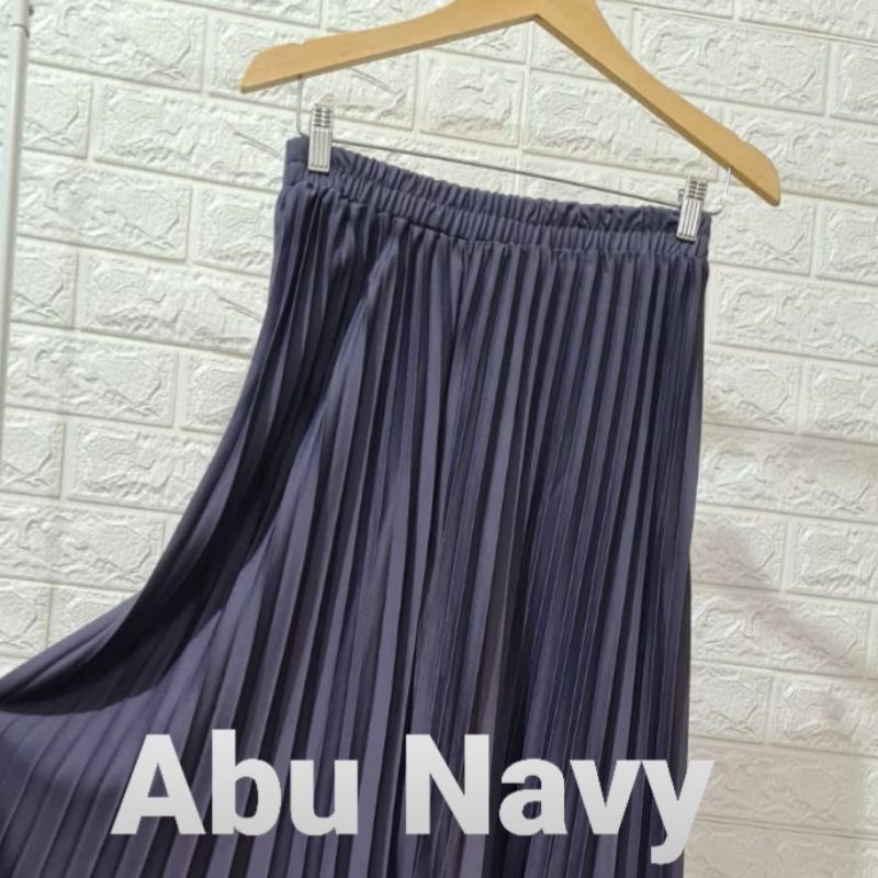CELANA KULOT PLISKET PREMIUM JUMBO M FIT TO XXL-Abu Navy