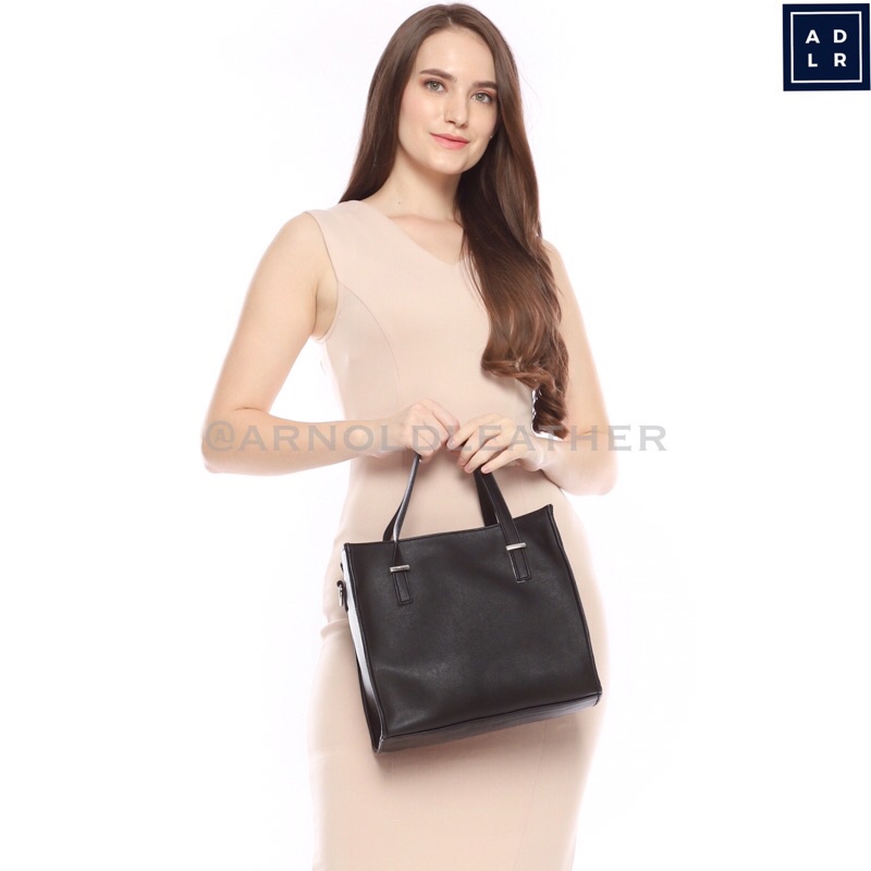 Avery Tote Bag / Shoulder Bag / Tas Kerja Wanita