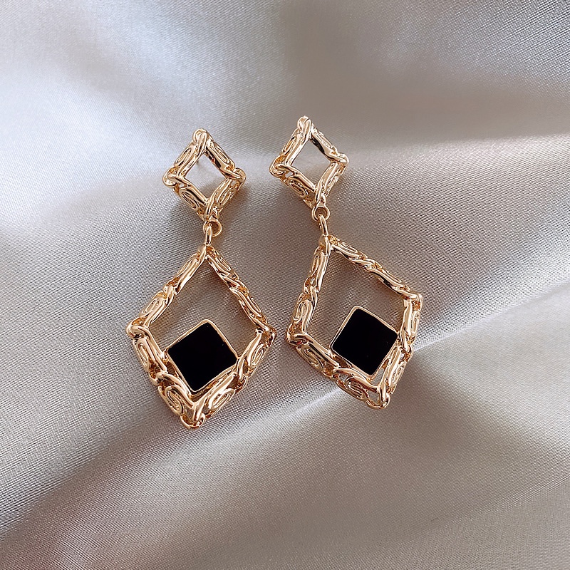 Anting AT 123 Bahan S925 Fashion Wanita Anting Keren Lucu Unik Elegant /Deluna /BB