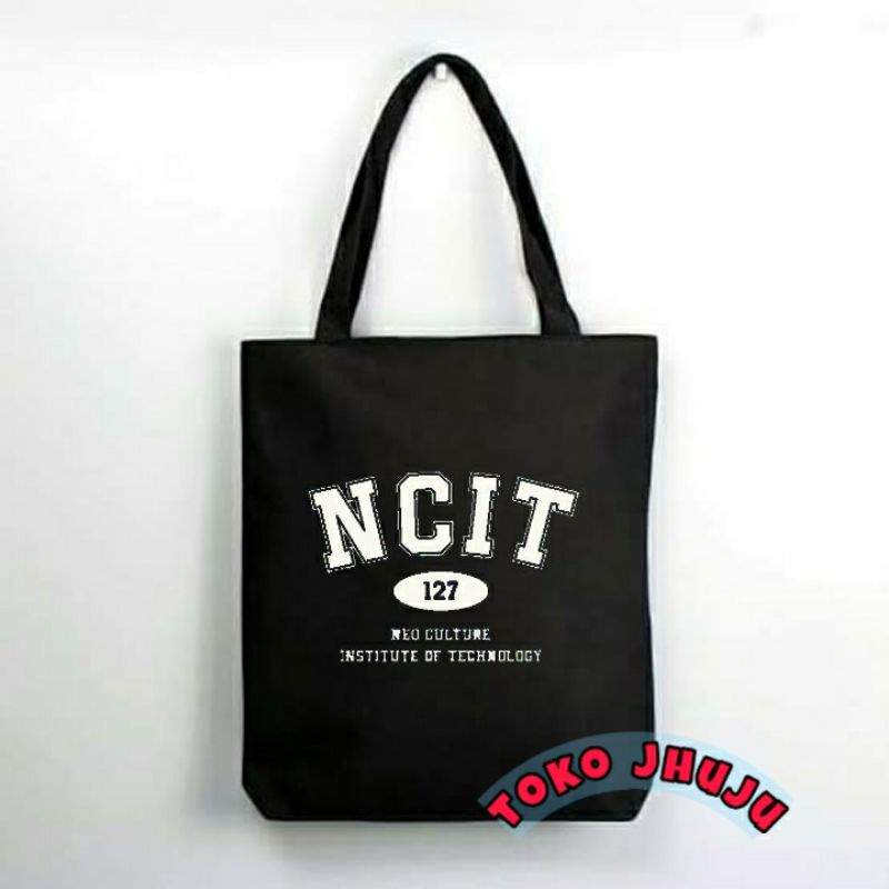 Totebag NCT 127 NCIT sablon putih // Totebag zipper Kpop // tas sleting