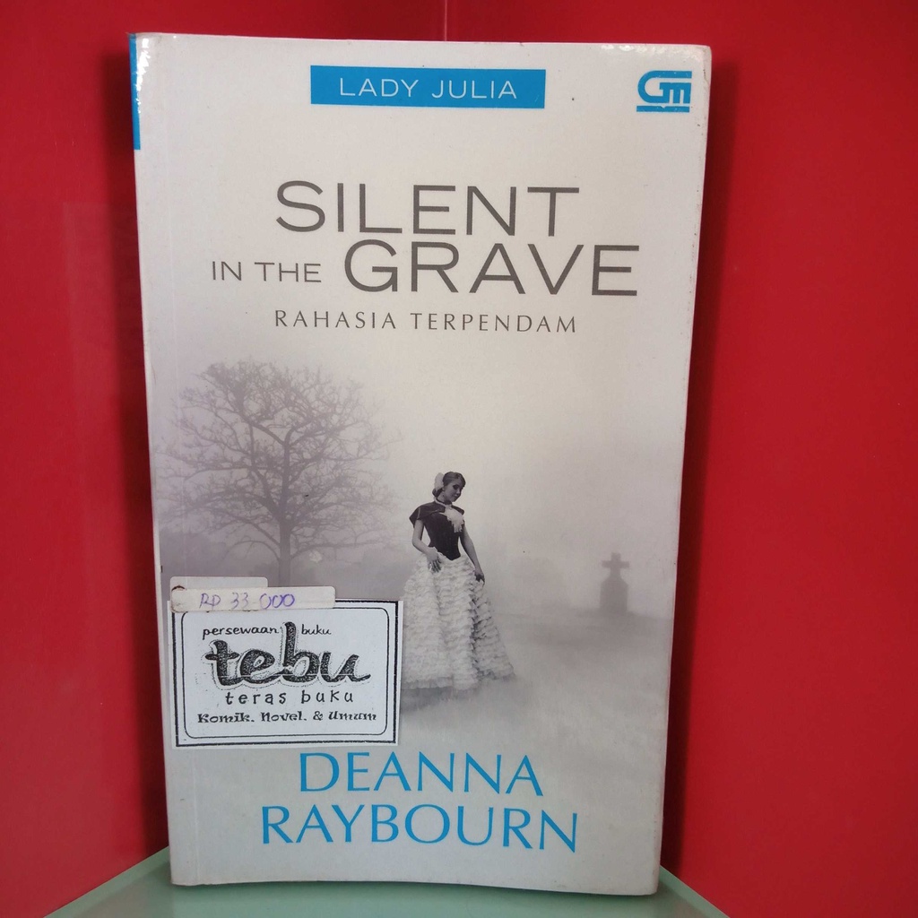 silent in the grave by deanna raybourn
