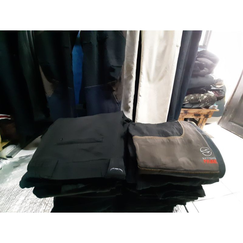 Celana Outdoor Paket Usaha Hemat Borongan 50 pcs plus Bonus 12 pcs Polar/Softshell Quickdry