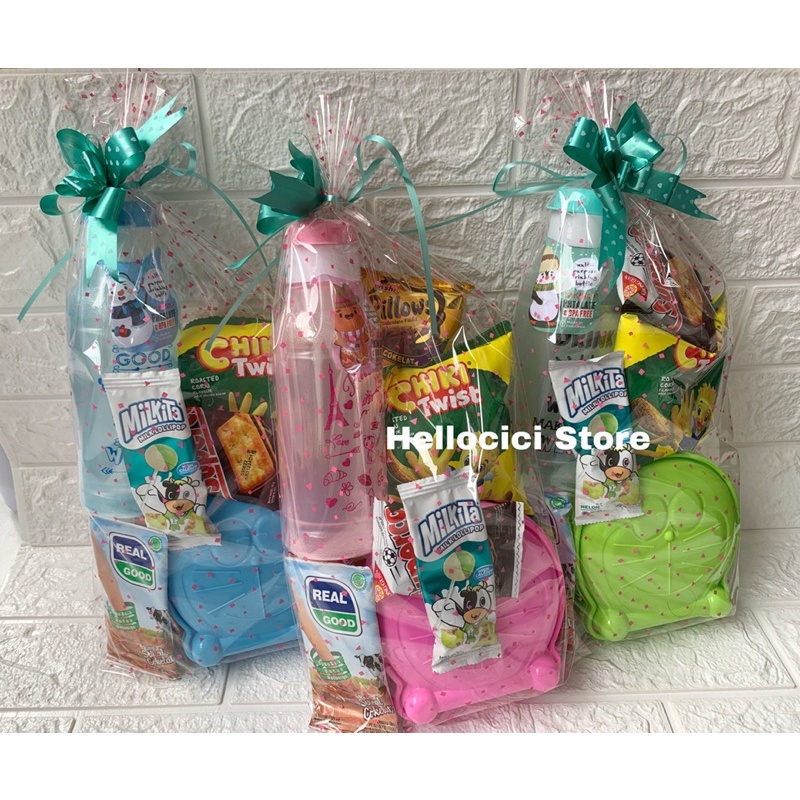 

PARCEL KOTAK MAKAN + BOTOL MINUM DAN SNACK KEMASAN ULTAH
