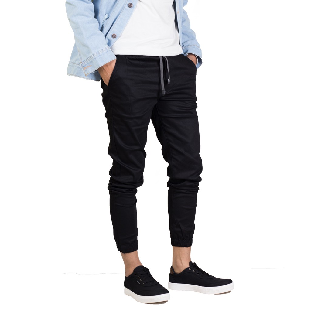 CELANA JOGGER CHINO Pria Hitam Terbaru Celana Joger Cino CELANA JOGGER CHINO Pria Hitam Terbaru Celana Joger Cino