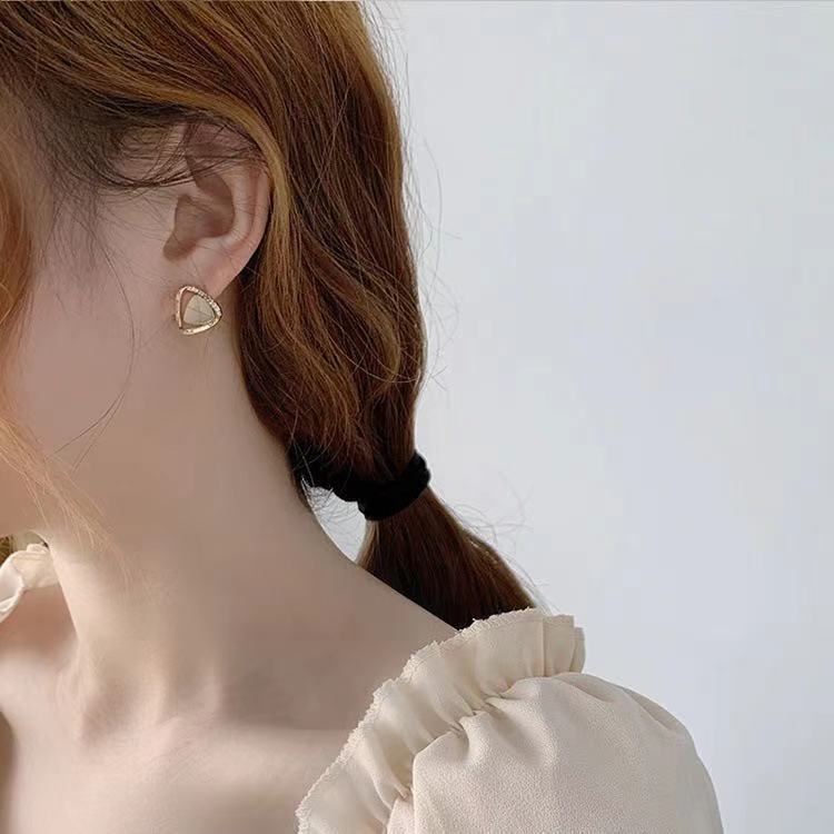 Korea sudut paduan anting-anting berlian 925 jarum perak opal batu giwang telinga desain berongga te