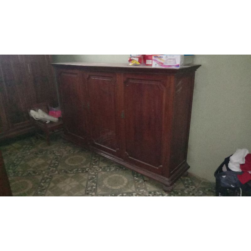 Lemari Belanda Full Jati