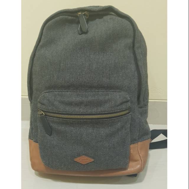Tas ransel fossil