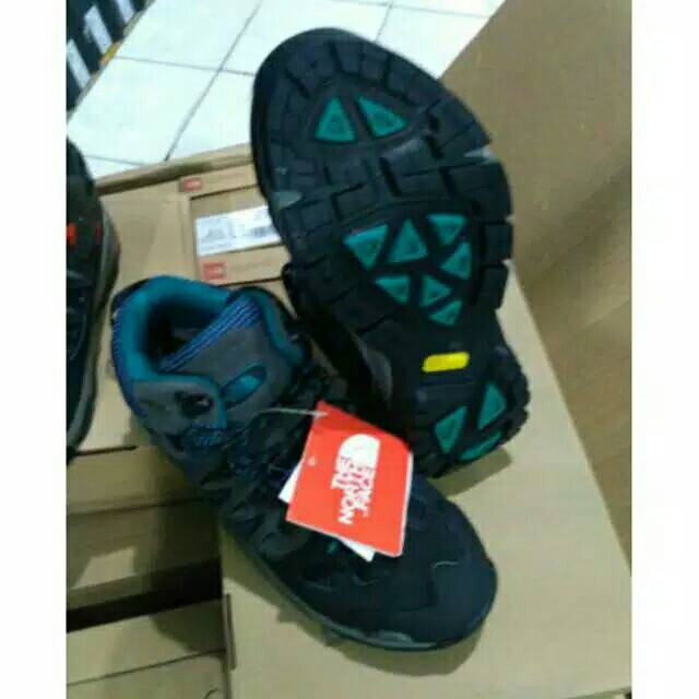 Sepatu tnf sepatu The north face Cedar mesa