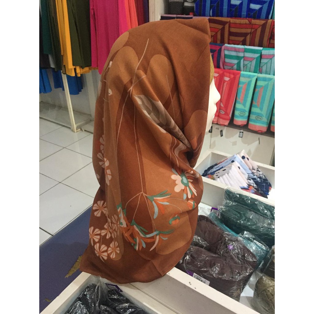 jilbab segi empat mezora kutai brown