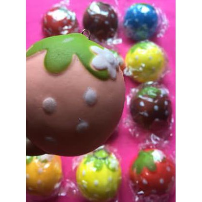 Ini Squishy Strawberry Mother Garden/ Gantungan Kunci Squishy Ayo Beli