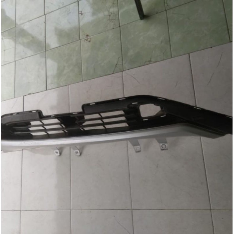 ram grill bumper depan Terios new 2018