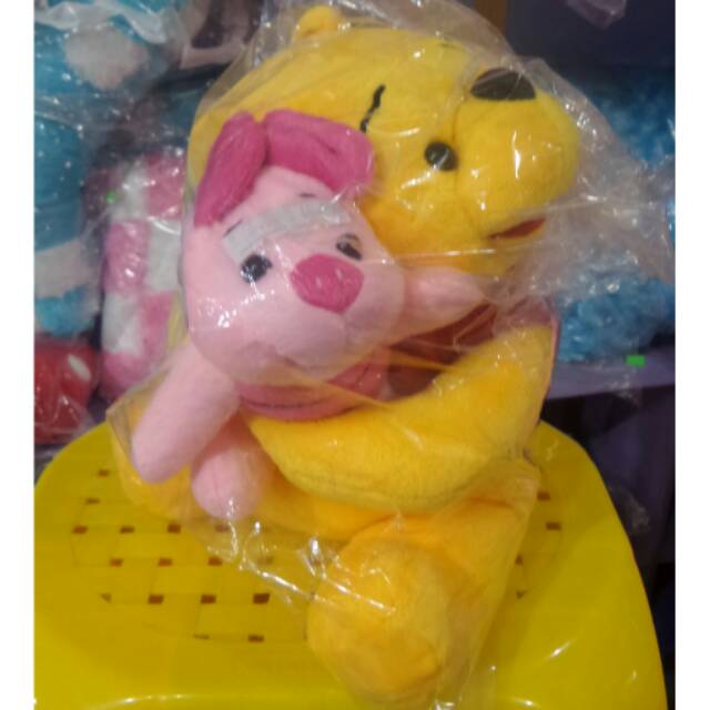 Boneka winnie the pooh piglet