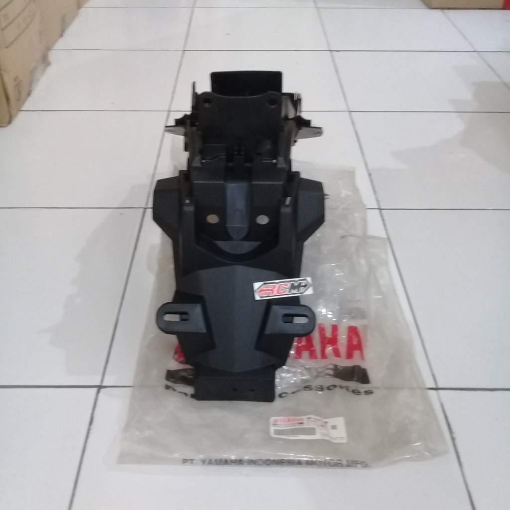 SLEBOR SPAKBOR SELEBOR SEPAKBOR BELAKANG BYSON KARBU CARBU ORI ORIGINAL YAMAHA YGP ASLI 45P-F1611-00