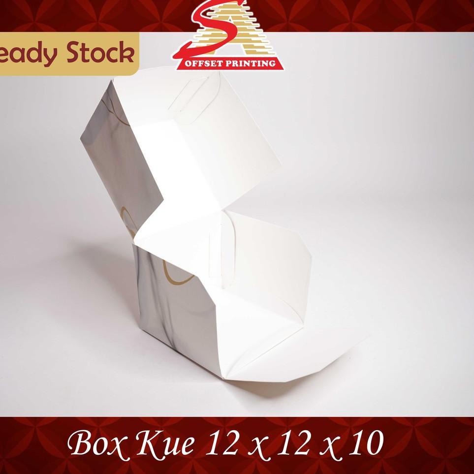 

Terupdate Box Kue 12 x 12 x 10 + Alas 05