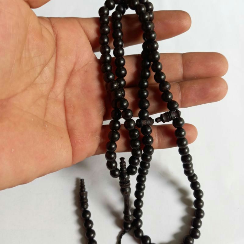 tasbih kelor hitam tenggelam di air 6 mm CLW