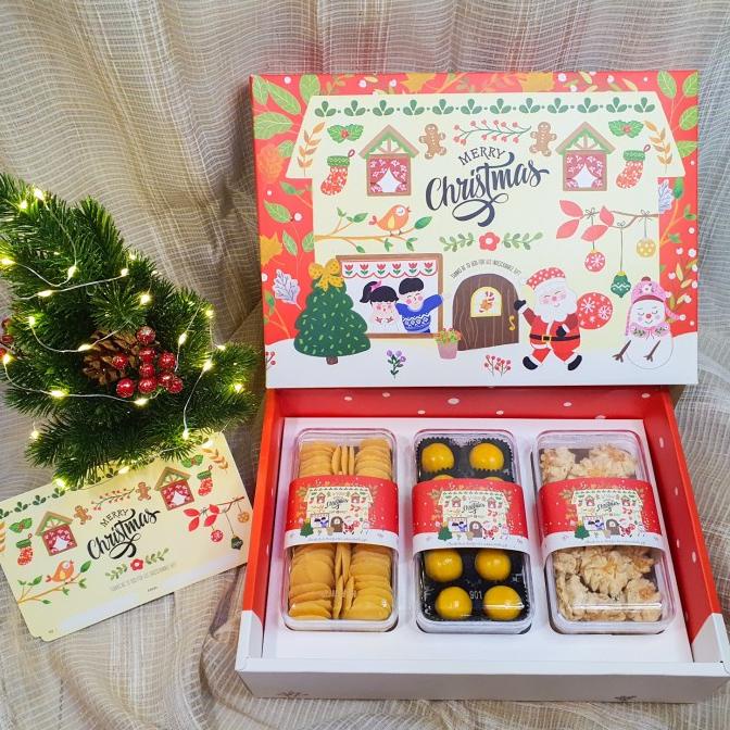 

HAMPERS NATAL KUE KERING WISMAN SPESIAL XCD521XS