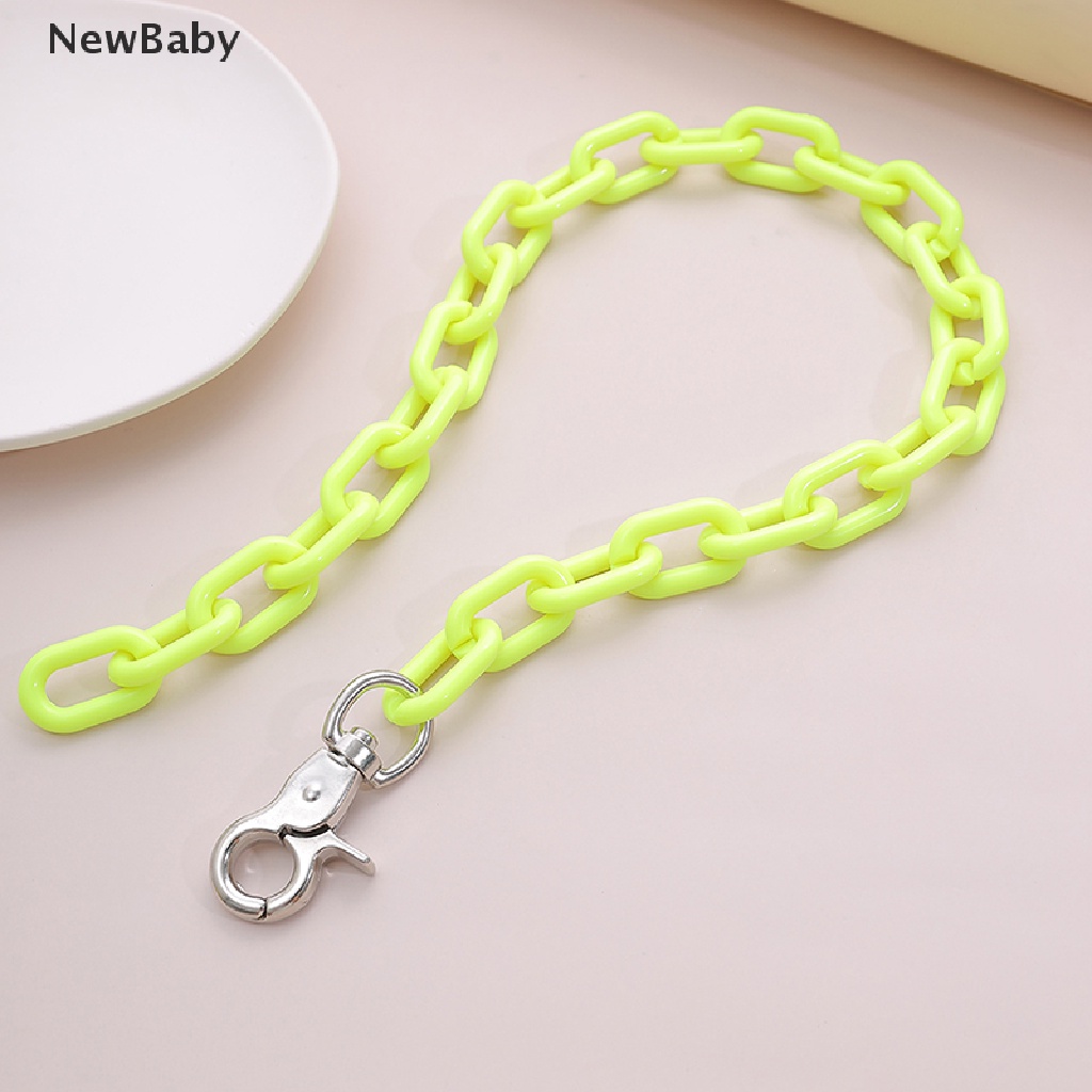 Kalung Choker Gaya Punk Rock Hip Hop Bahan Akrilik Untuk Wanita