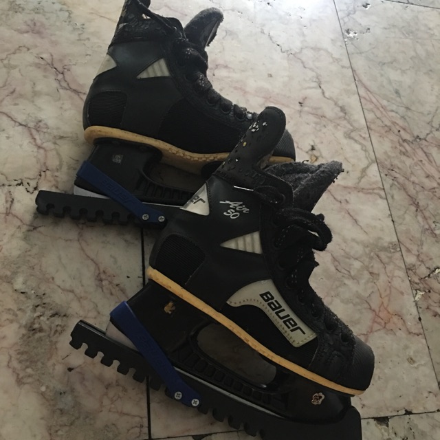Sepatu Ice Skating Bauer
