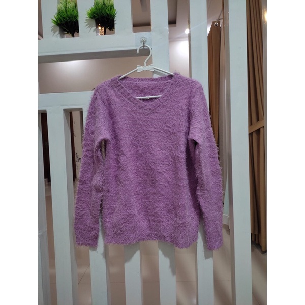 PRE ❤️ sweater rajut fuzzy lilac