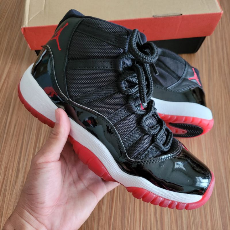 Air Jordan 11 Retro Playoffs Bred 2019 (GS) || concord space jam black