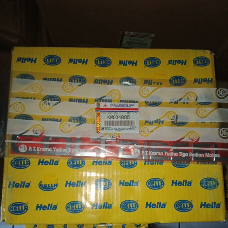 emblem colt diesel canter hdx