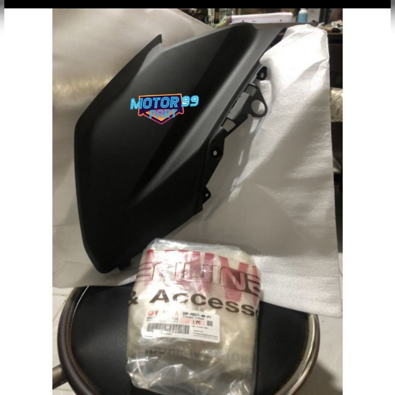 BODY COWLING SAYAP DEPAN NMAX HITAM DOF KANAN ORI YGP