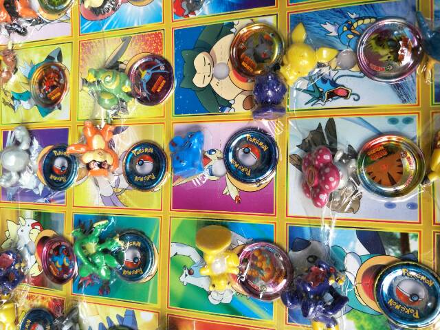 Mainan Figurin Pokemon Mini + Tazos Mini dapat 5pcs Minifigur Koleksi Anak Laki Murah