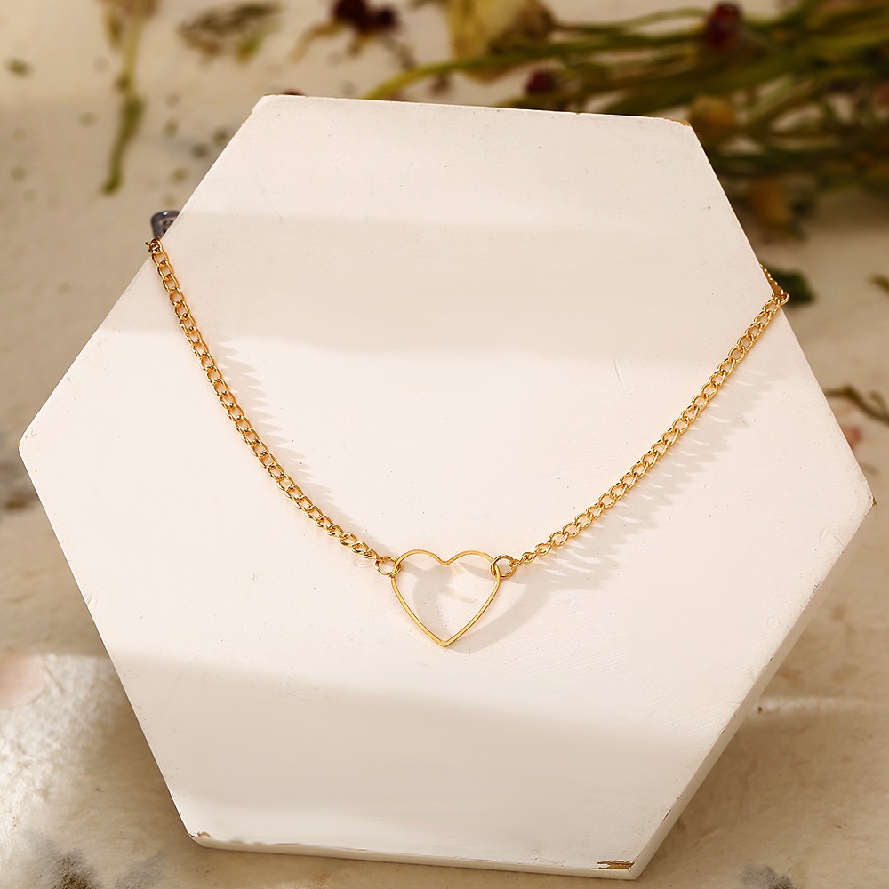 Kalung Bentuk Hati Warna Emas Gaya Korea Untuk Aksesoris