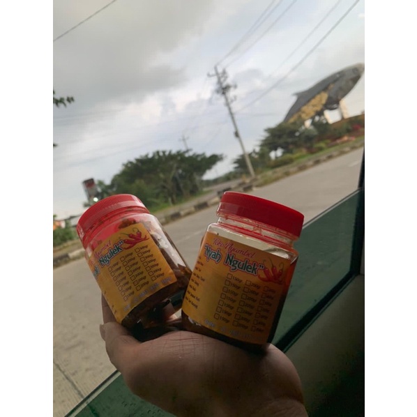 

“Nyah Ngulek” Sambal Pete