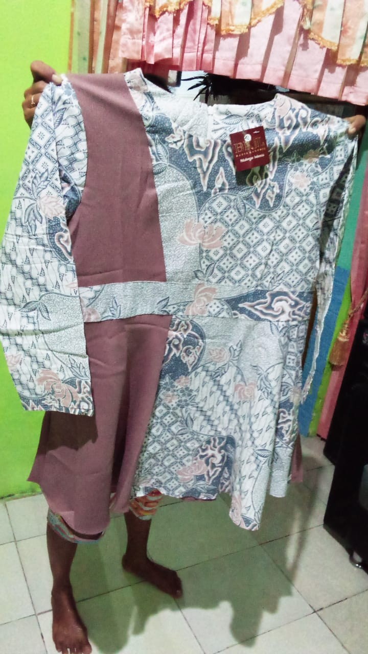 Atasan Batik Dolby Dolbi Dobby Doby Tenun Sutra Tulis Halus Katun Atbm Baron ,sarombit Atasan